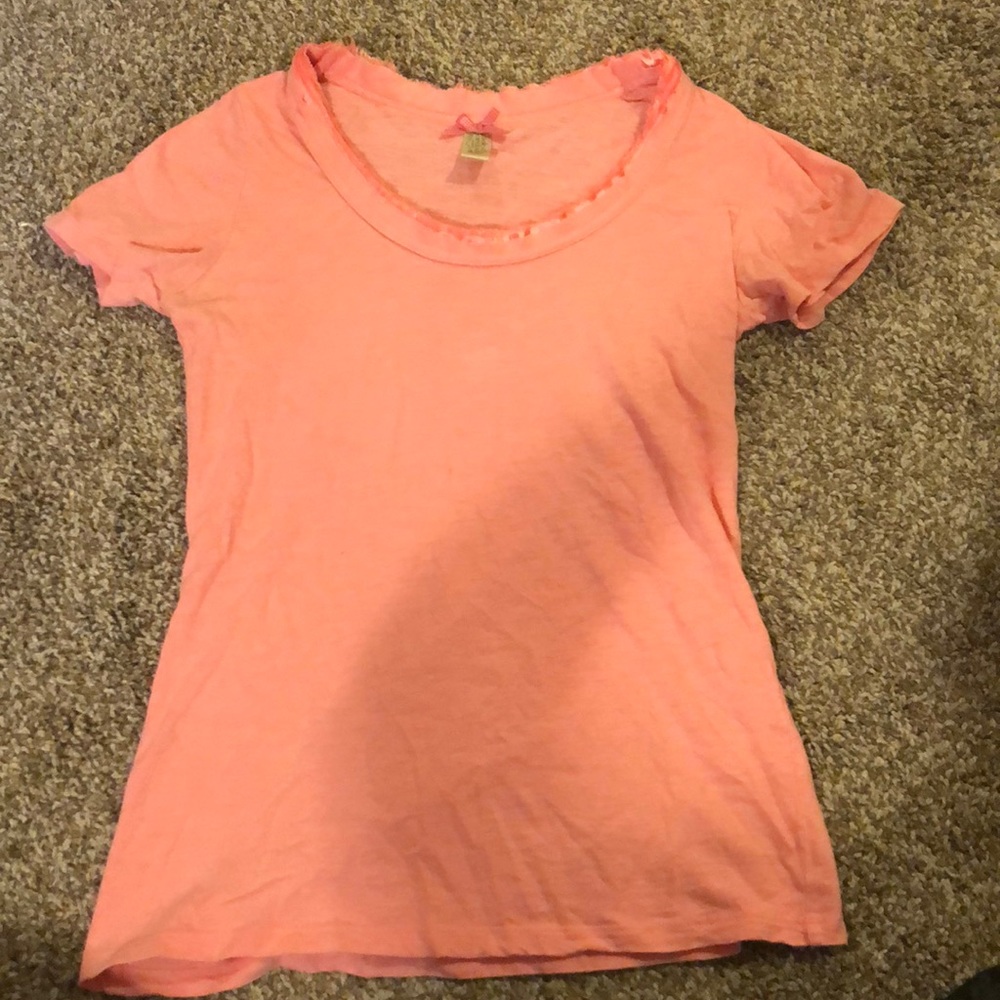 Coral t shirt